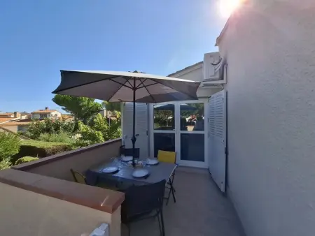 Location appartement à Saint Cyprien, T2 mezzanine climatisé, parking privé, animaux admis - 4 pers