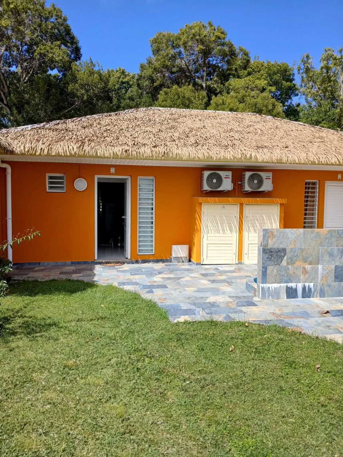 Maison 1 chambre avec accès plage direct à Grand-Bourg - Photo 1