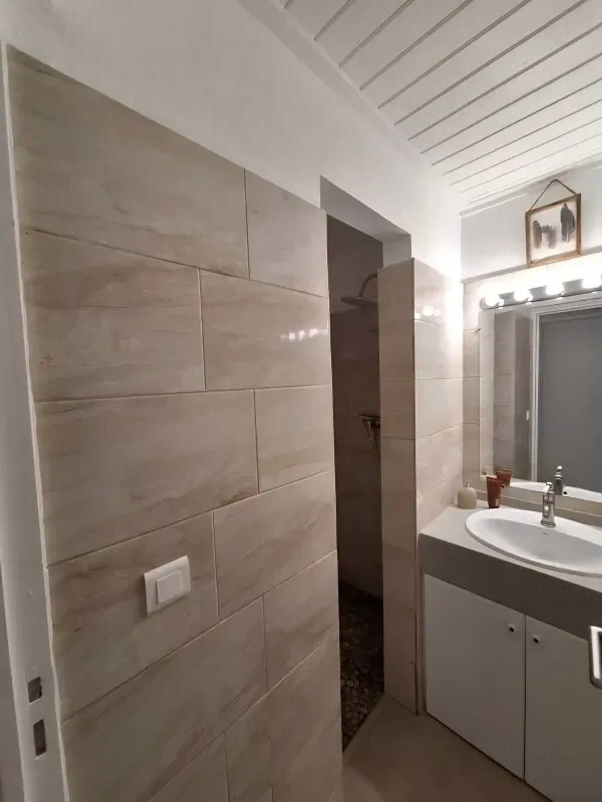 Maison 1 chambre avec accès plage direct à Grand-Bourg - Photo 7