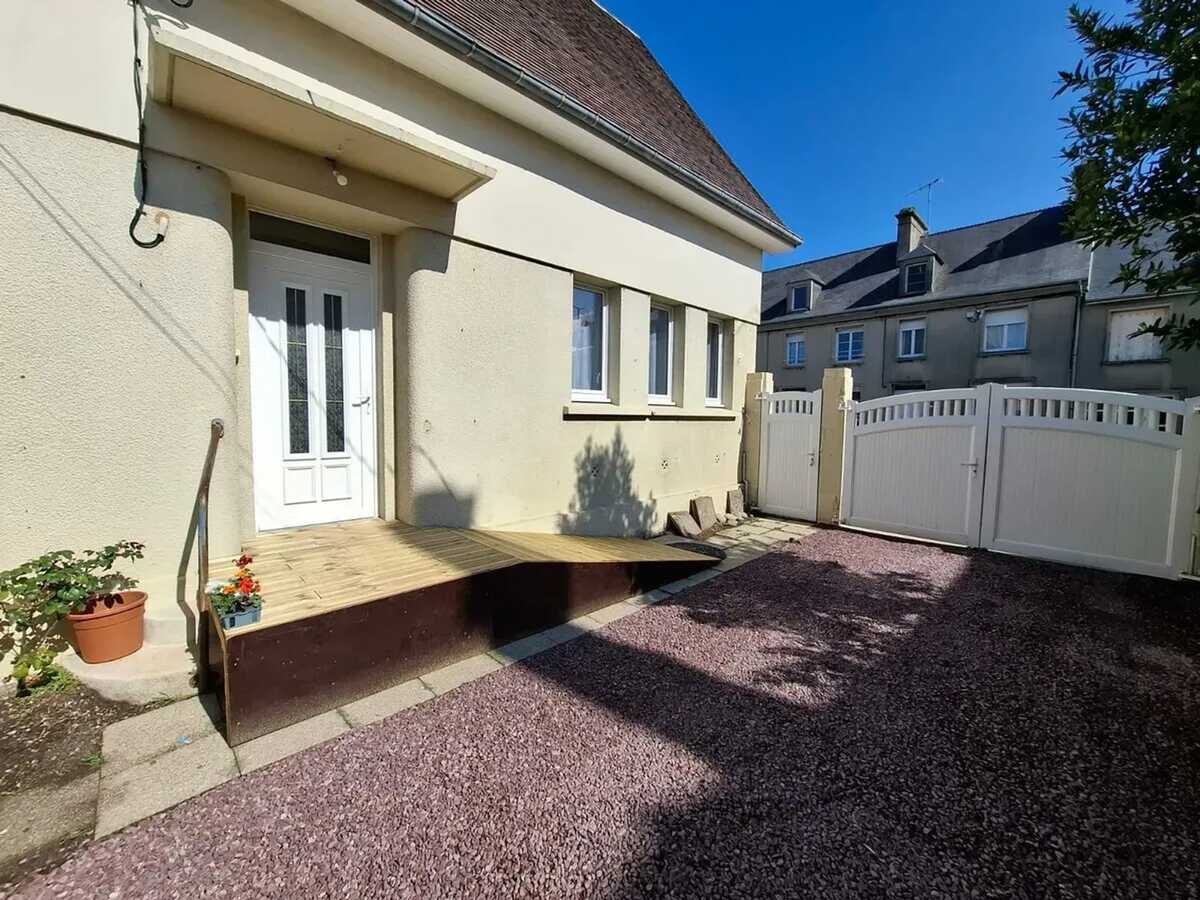 Maison 8 pers., 4 chambres, jardin clôturé à Montebourg - Photo 1