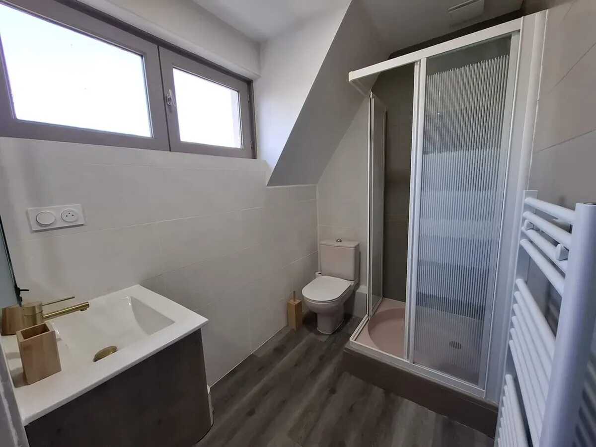 Maison 8 pers., 4 chambres, jardin clôturé à Montebourg - Photo 6