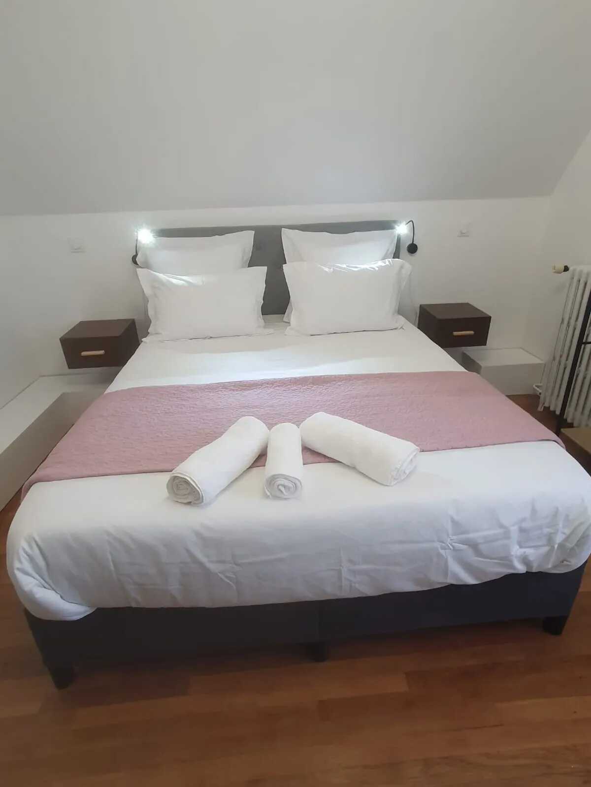 Maison 8 pers., 4 chambres, jardin clôturé à Montebourg - Photo 12