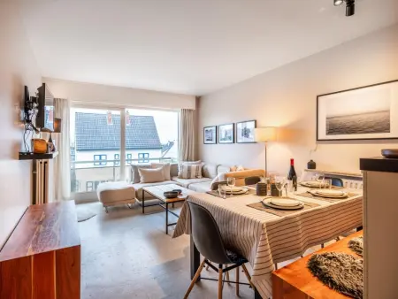 Location appartement à Koksijde, Appartement rénové près de la plage
