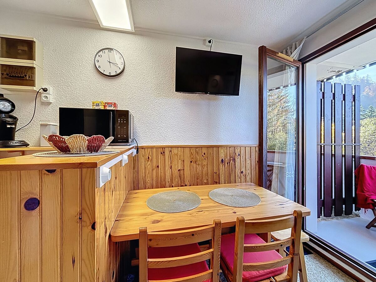 Studio 17 m² Bellevaux, balcon sud-ouest, vue montagnes - Photo 4