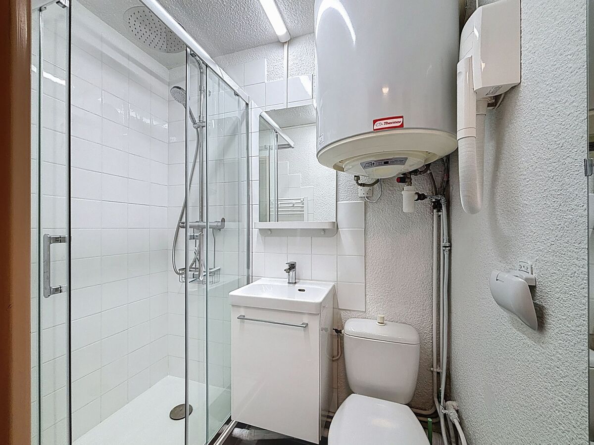 Studio 17 m² Bellevaux, balcon sud-ouest, vue montagnes - Photo 17