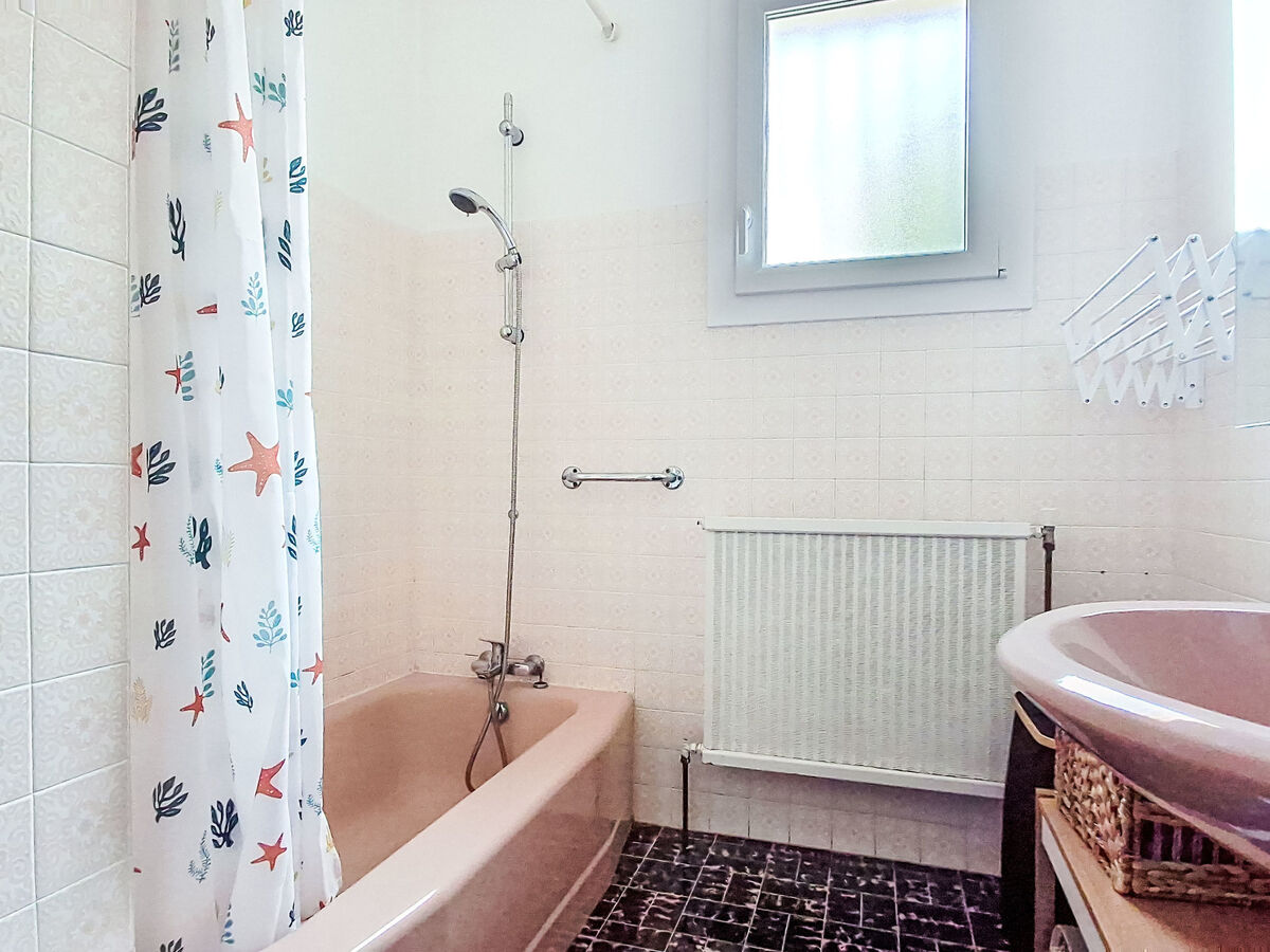 Maison La Giono – à 150 m de la plage, jardin 500 m² - Photo 9