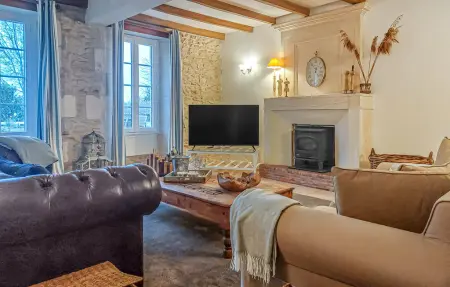 Maison 19e siècle avec piscine chauffée à Cravans : photo 4