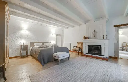 Maison 19e siècle avec piscine chauffée à Cravans : photo 8