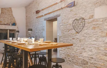 Maison 19e siècle avec piscine chauffée à Cravans : photo 27