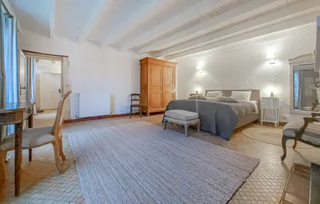 Maison 19e siècle avec piscine chauffée à Cravans : photo 30