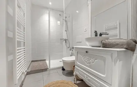 Maison 19e siècle avec piscine chauffée à Cravans : photo 41