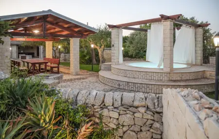 Maison 6 chambres avec piscine privée à Modica : photo 3