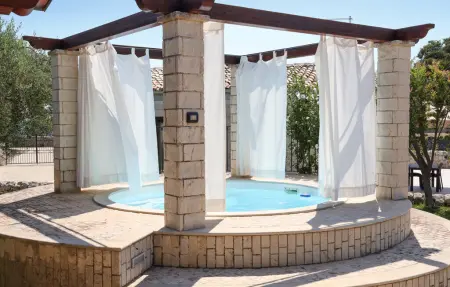 Maison 6 chambres avec piscine privée à Modica : photo 18