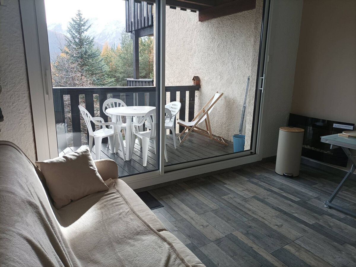 Appartement rénové Pra-Loup 1500, balcon montagne - Photo 4