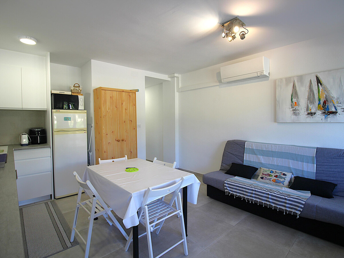 Appartement rénové à 50m de la plage de Grifeu - Photo 8