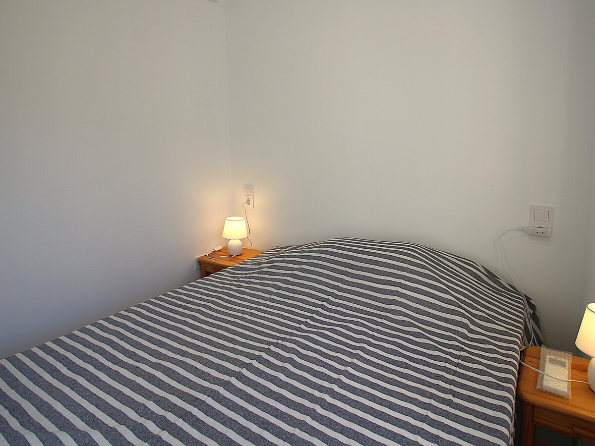 Appartement rénové à 50m de la plage de Grifeu - Photo 11