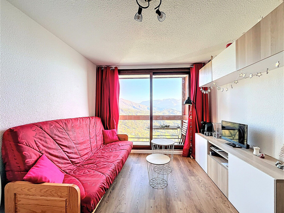 Studio 22m² rénové, skis aux pieds, balcon vue montagne - Photo 2