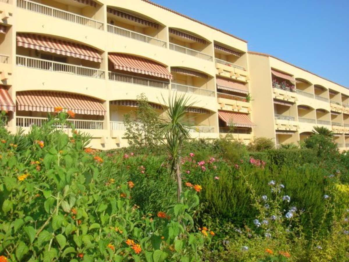 Appartement 2 pièces terrasse sud, 250 m plage, Bormes - Photo 13