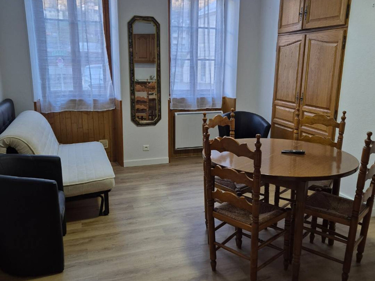 Appartement T2 40 m² à Cauterets, parking gratuit inclus - Photo 2