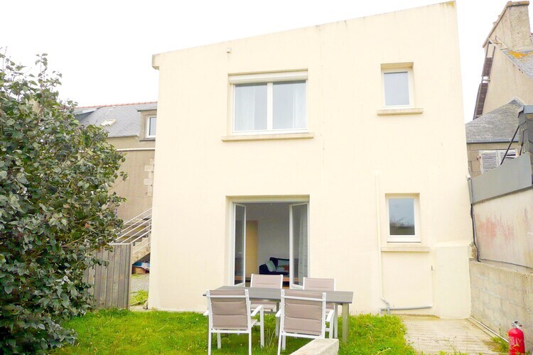 Maison mitoyenne rénovée à 700 m de la plage - Photo 5