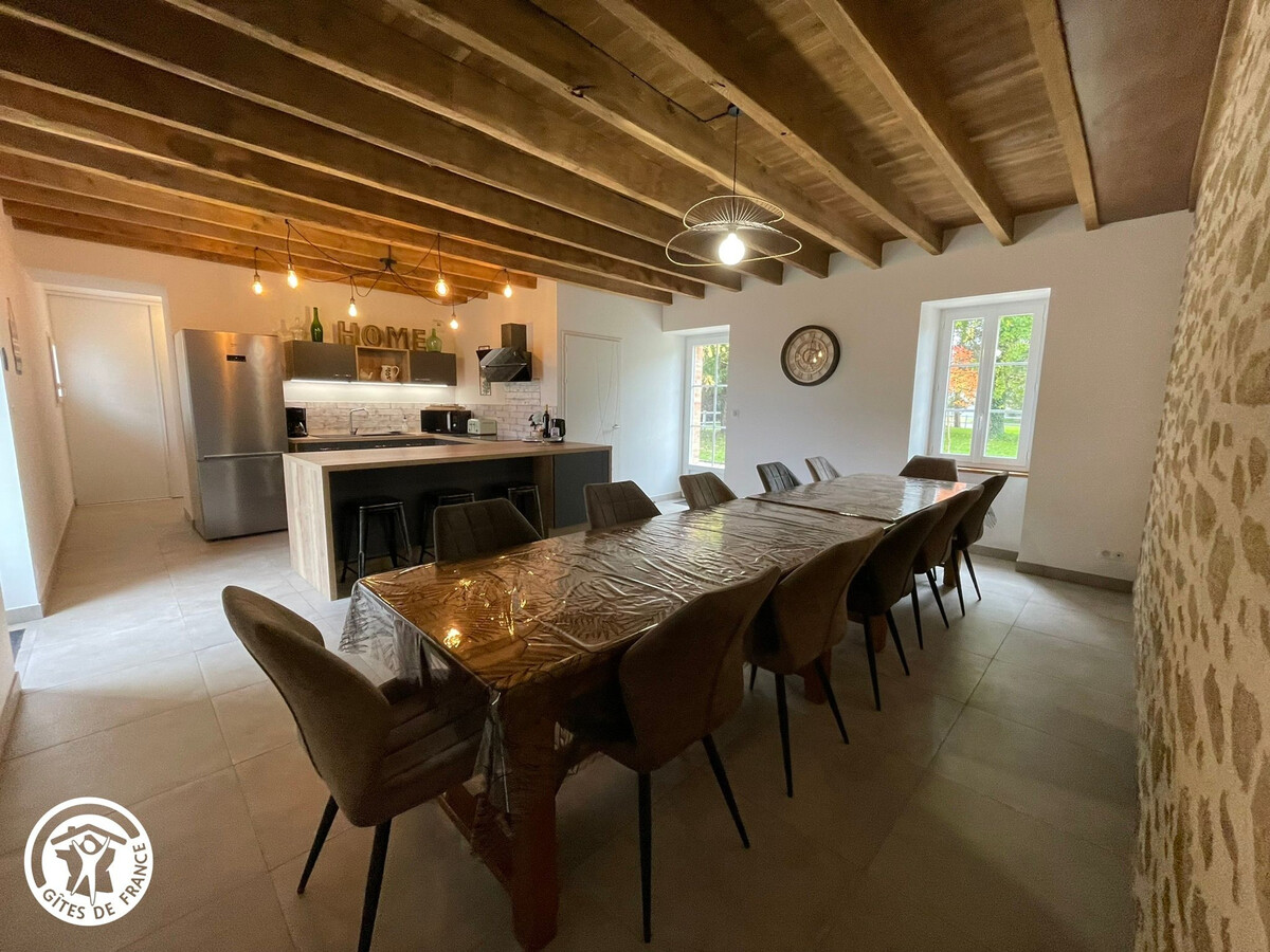 Gîte 12 pers. Soullans : piscine chauffée et babyfoot - Photo 6