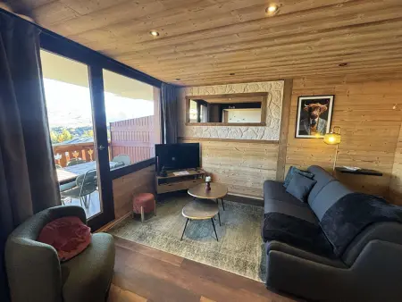 Appartement rénové 3 pièces, Alpe d'Huez, balcon, parking - Photo 4