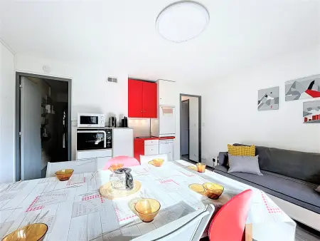 Appartement skis aux pieds, balcon sud, 7 pers au Corbier : photo 4