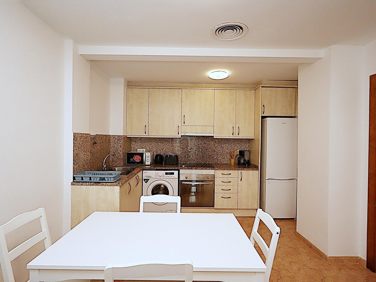Apartamento Tahiti : 50 m plage, climatisation, terrasse - Photo 2