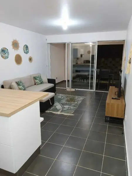 Appartement 72 m² avec jardin clos et piscine à Sainte-Marie : photo 4