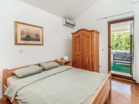 Maison Karlo avec piscine privée à Malinska : photo 18