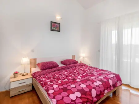 Maison Karlo avec piscine privée à Malinska : photo 24