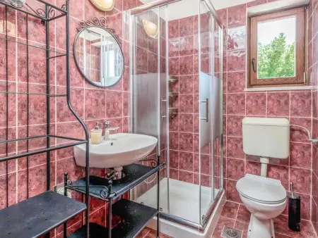 Maison Karlo avec piscine privée à Malinska : photo 28
