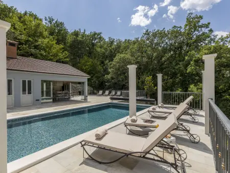 Location villa à Omiš