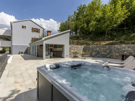 Villa Greystone à Omiš - Piscine privée, sauna et vue montagnes : photo 9