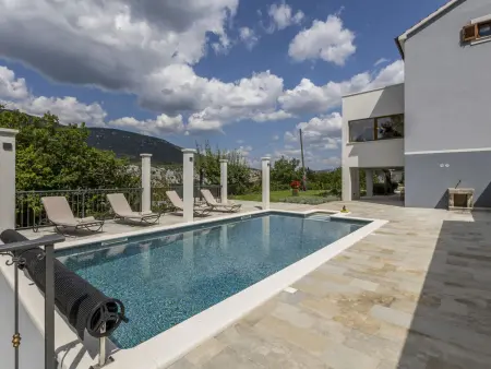 Villa Greystone à Omiš - Piscine privée, sauna et vue montagnes : photo 16
