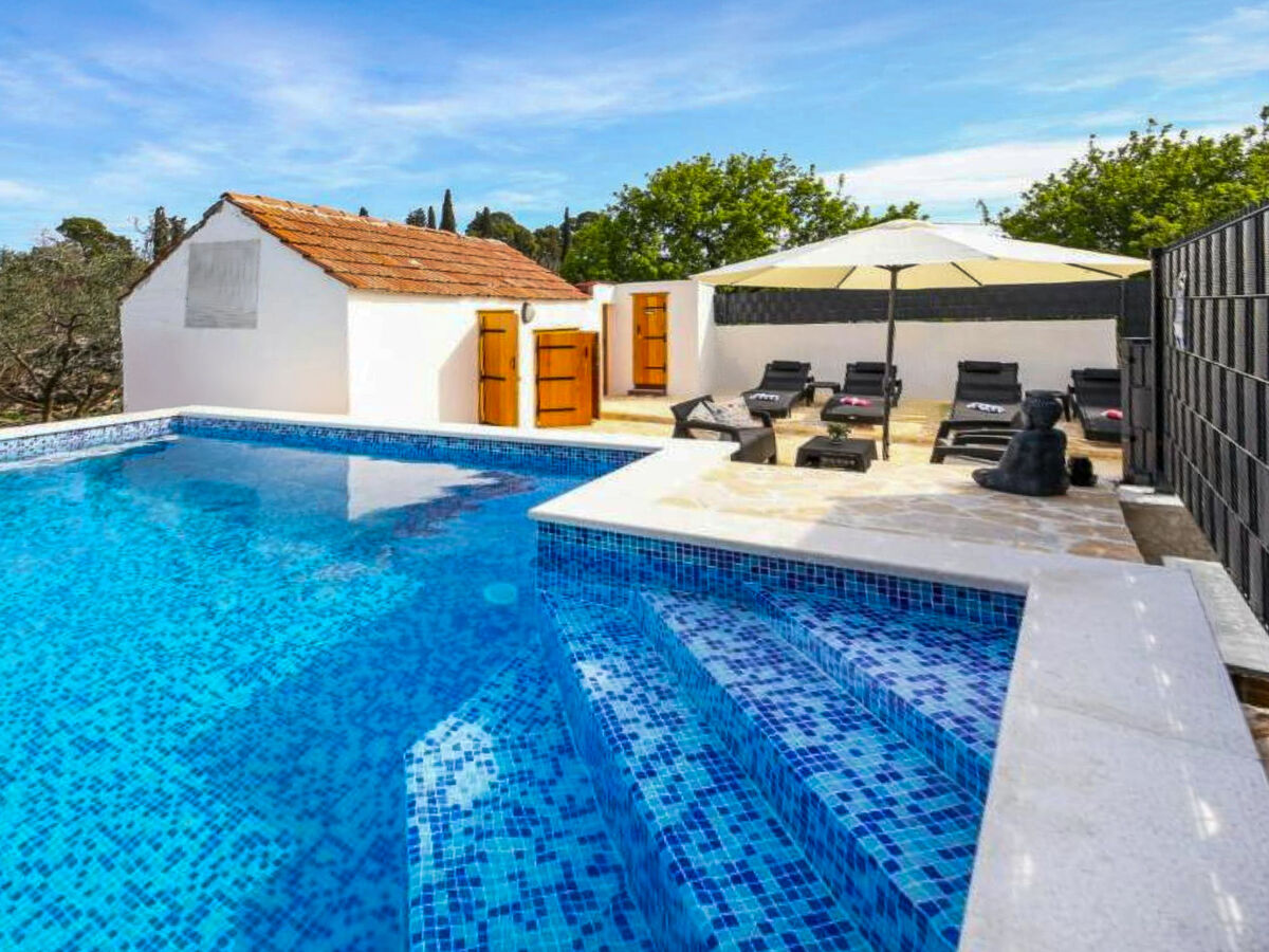 Maison Ambi avec piscine privée à Trogir - Photo 1