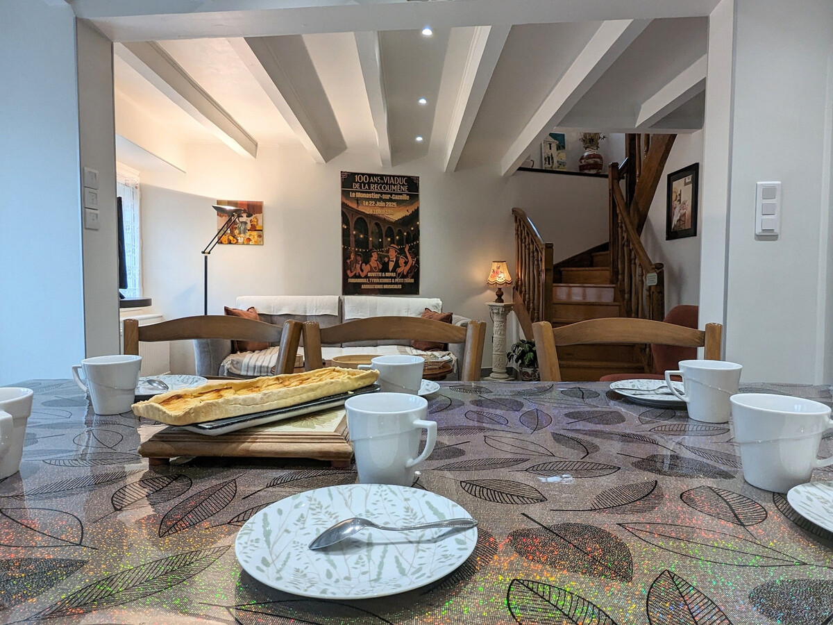Gîte familial 6 pers., 3 chambres à Vals-près-le-Puy - Photo 6
