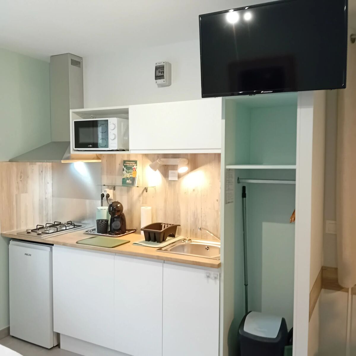 Studio 22 m² terrasse privée et jardin à Notre-Dame-des-Millières - Photo 11