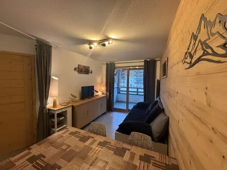 Appartement 2 pièces moderne, 50 m des pistes à Auris : photo 2