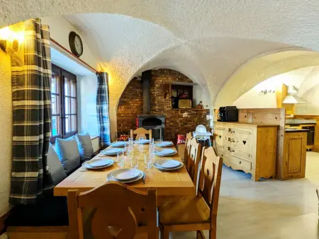 Appartement atypique 96m² cheminée, parking à La Plagne Montalbert : photo 5
