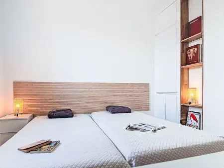 Appartement Les Amandiers, balcon sud-ouest, rénové 2025 : photo 12