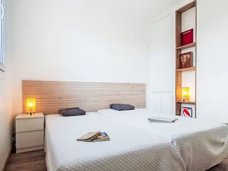 Appartement Les Amandiers, balcon sud-ouest, rénové 2025 : photo 13