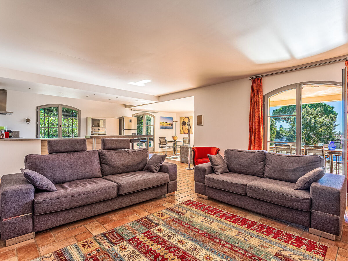 Villa du Canadel – Maison 4 ch, piscine, vue mer - Photo 4