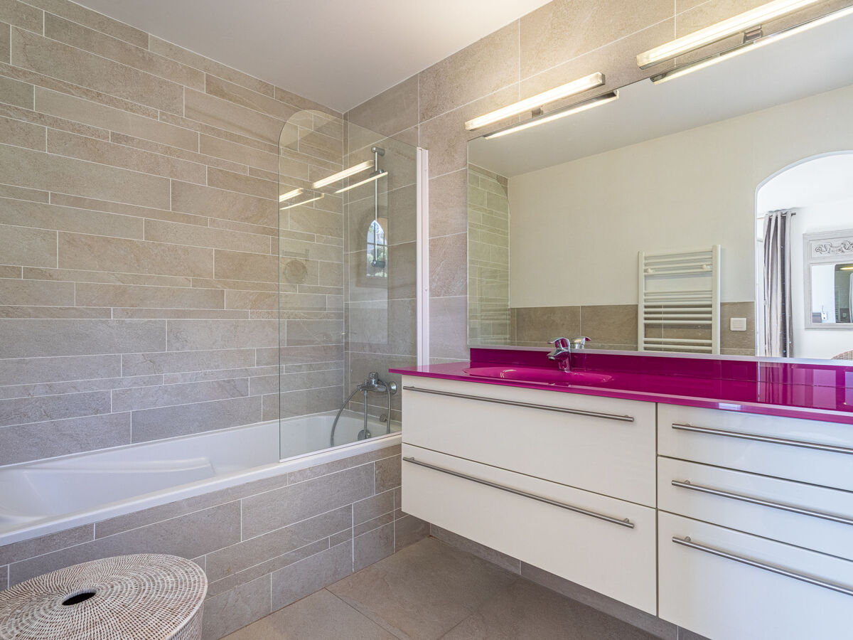 Villa du Canadel – Maison 4 ch, piscine, vue mer - Photo 17