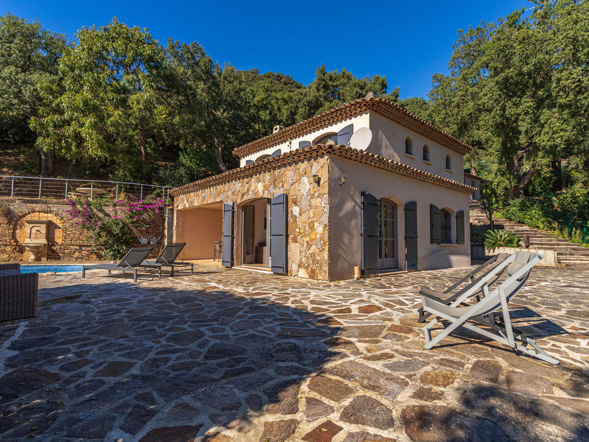 Villa du Canadel – Maison 4 ch, piscine, vue mer - Photo 18