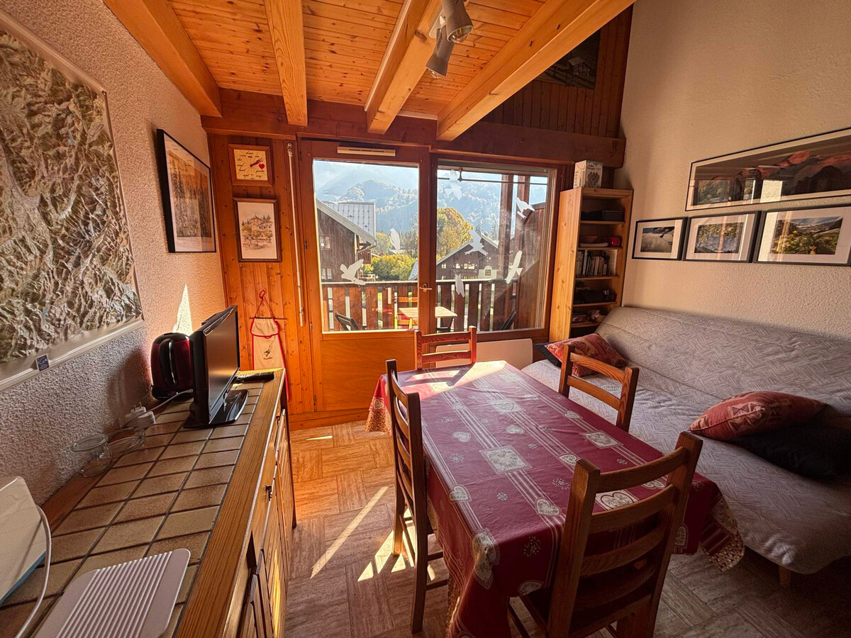 T2 mezzanine au cœur de Samoëns, animaux acceptés - Photo 3