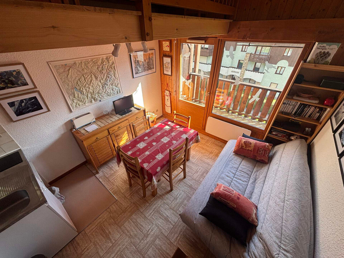 T2 mezzanine au cœur de Samoëns, animaux acceptés - Photo 5