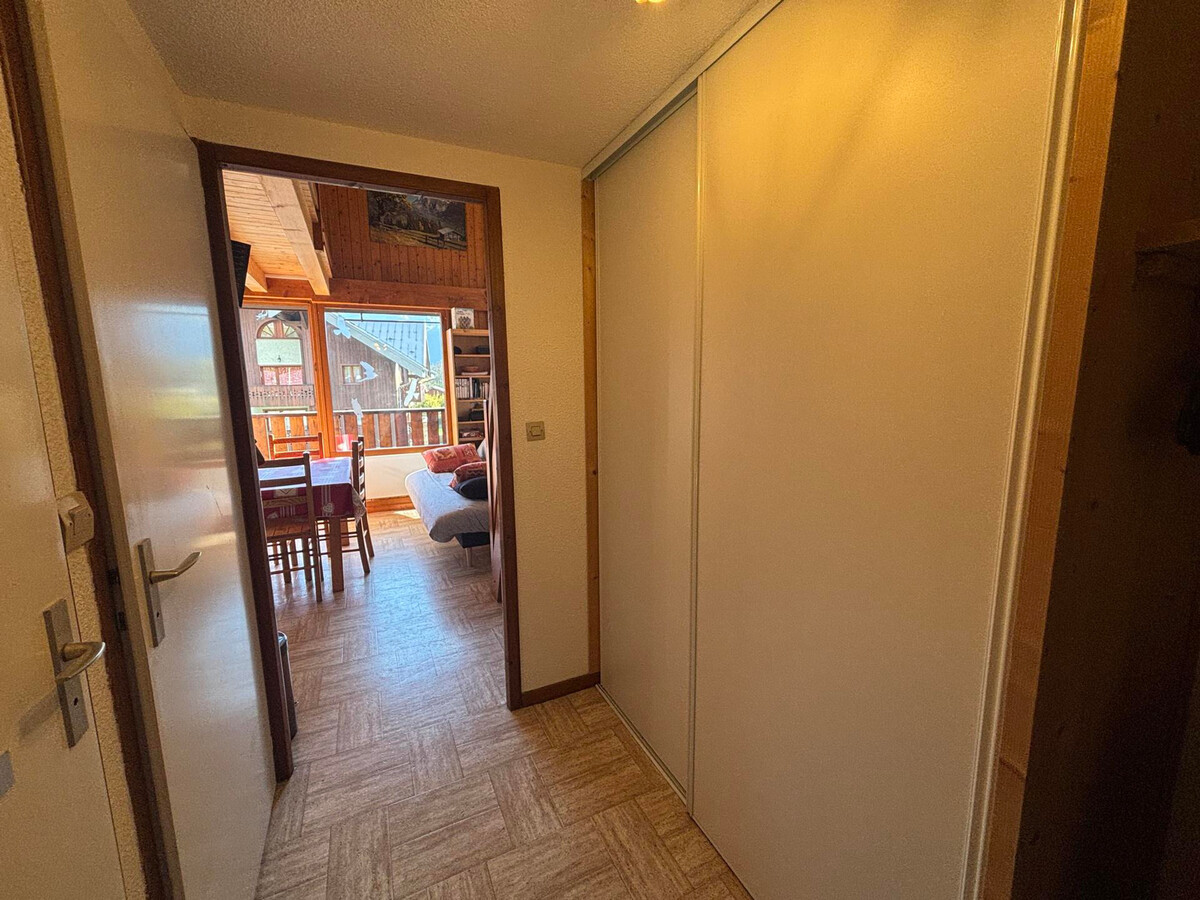 T2 mezzanine au cœur de Samoëns, animaux acceptés - Photo 10