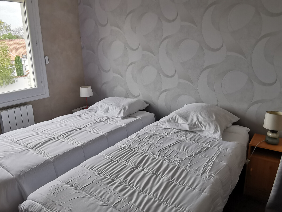 Maison 4 chambres avec jardin et animaux admis - Photo 12