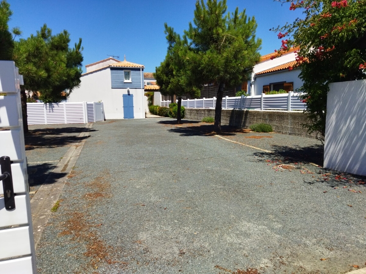 Maison 52m² terrasse équipée, parking privé à La Tranche - Photo 11